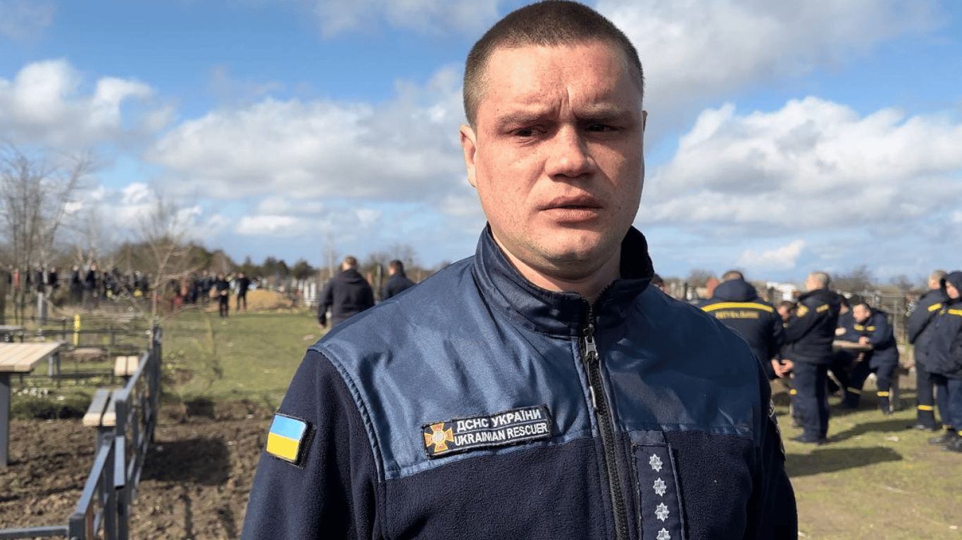 На Одещині попрощалися з рятувальником, загиблим внаслідок російського удару - фото 4