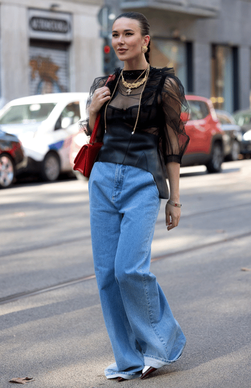 Прозорі блузки для сміливих жінок