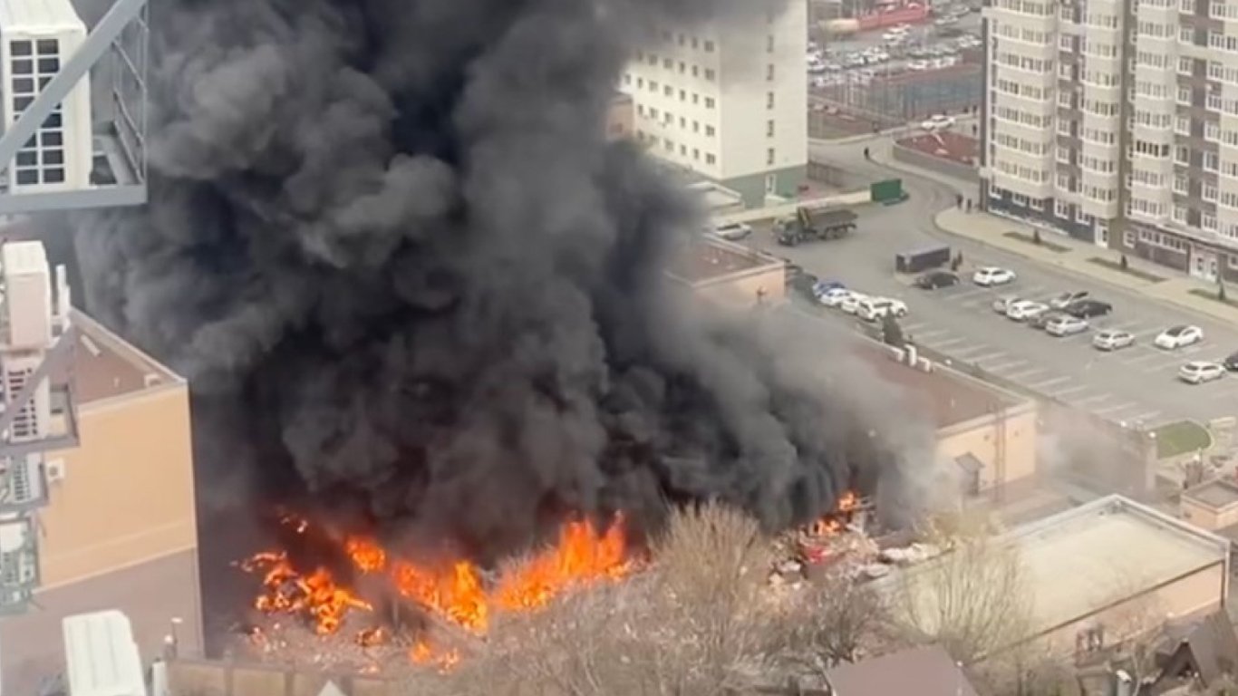 Збільшилась кількість загиблих у пожежі в будівлі фсб рф: деталі