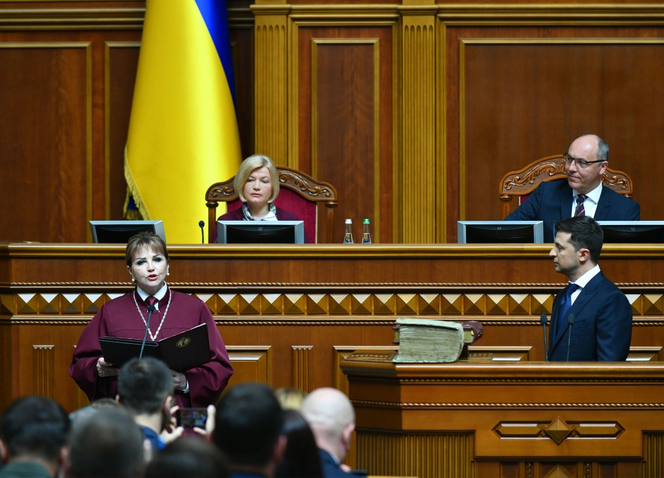 суддя Конституційного суду і Зеленський