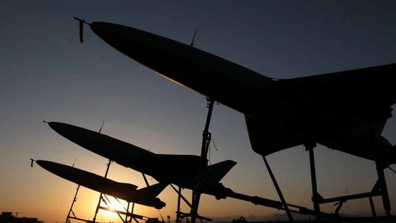 Киевляне засняли момент сбития российского дрона