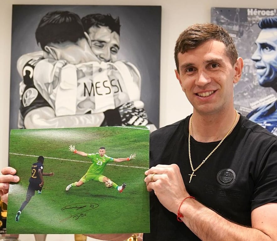 Еміліано Мартінес