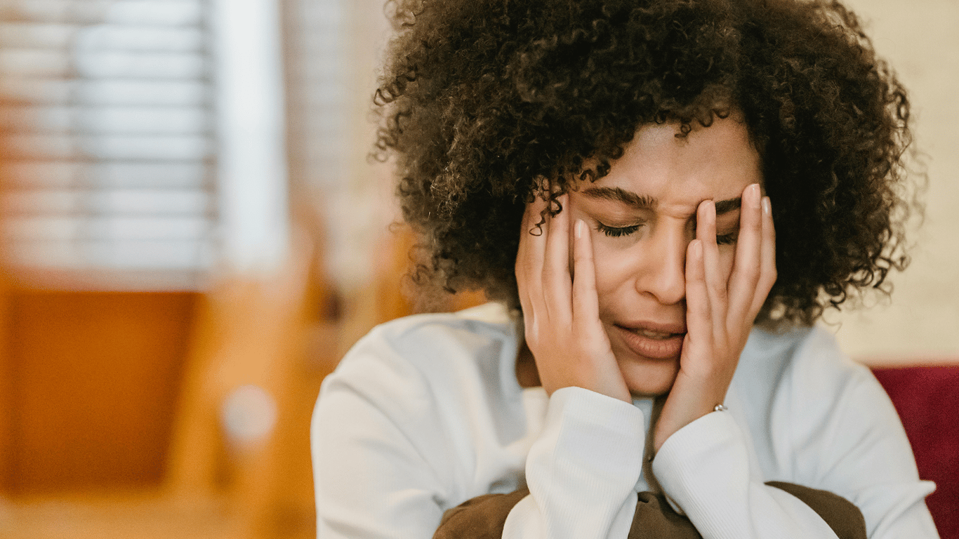 Нумерологи назвали дати народження людей, схильних до депресії