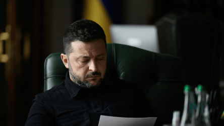 Зеленський: Сили оборони уразили російські НПЗ, аеродроми та підприємства - 285x160