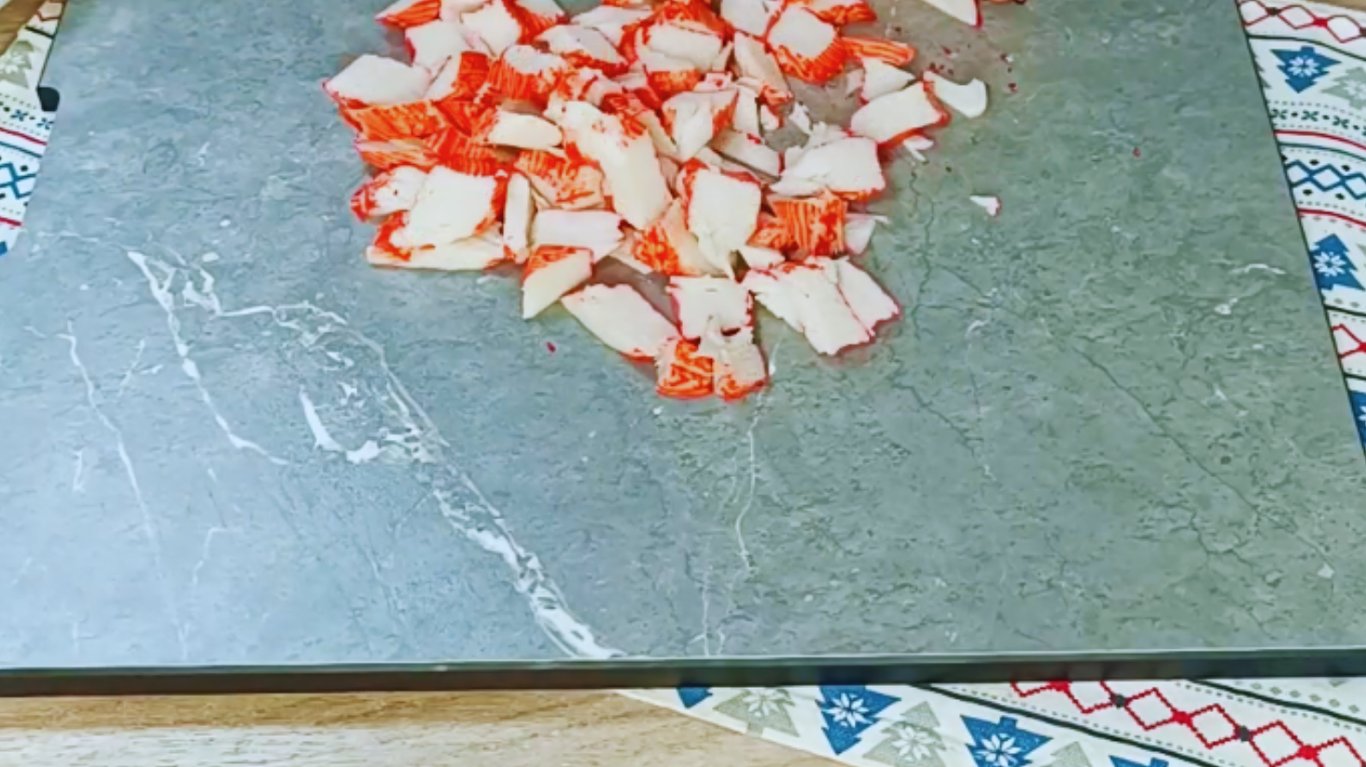 рецепт салату з крабовими паличками