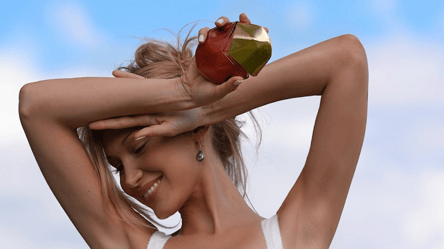 Белла Хадид поразила своим новым ароматом Eternal Roots — цена - 285x160