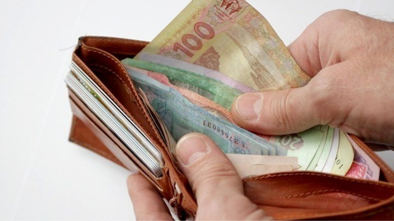 Пенсії в Україні — скільки людей не отримують навіть 100 євро