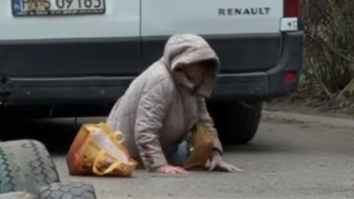 В Одесі ТЦК збили жінку: потерпіла потрапила у лікарню