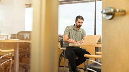 Що робити роботодавцю, якщо працівника затримав ТЦК - 290x166