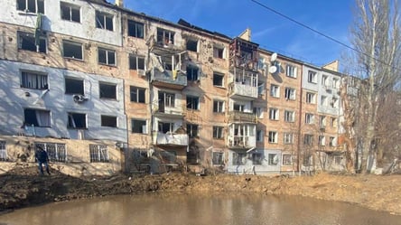 Пошкоджено будинки, є загиблі: влада Херсонщини повідомила про наслідки нових атак ворога - 285x160
