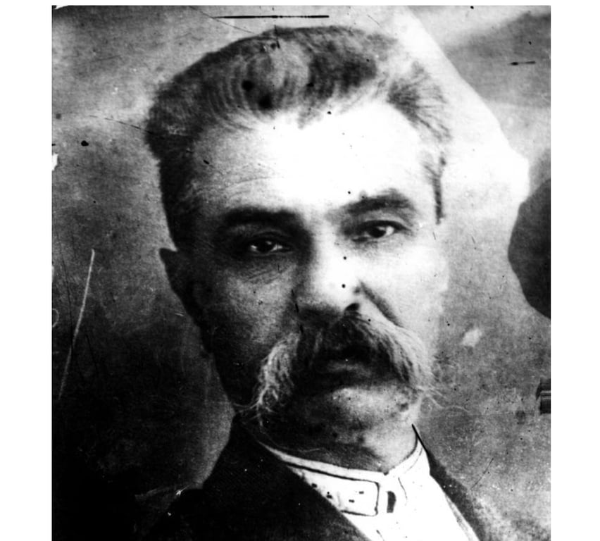 Сергей Ефремов, "хренещий отец УНР"