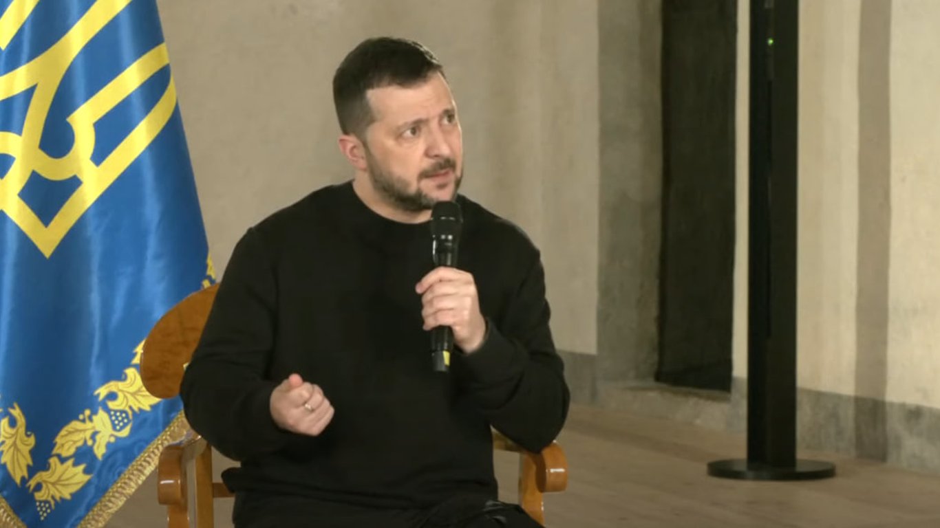Зеленский рассказал, сколько вражеской техники за сутки уничтожили ВСУ с помощью оружия от партнеров