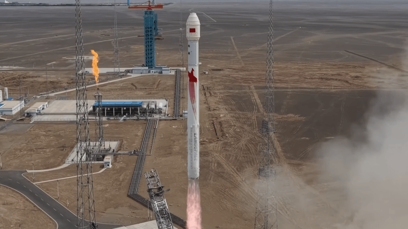 Запуск китайской ракеты Zhuque-2E