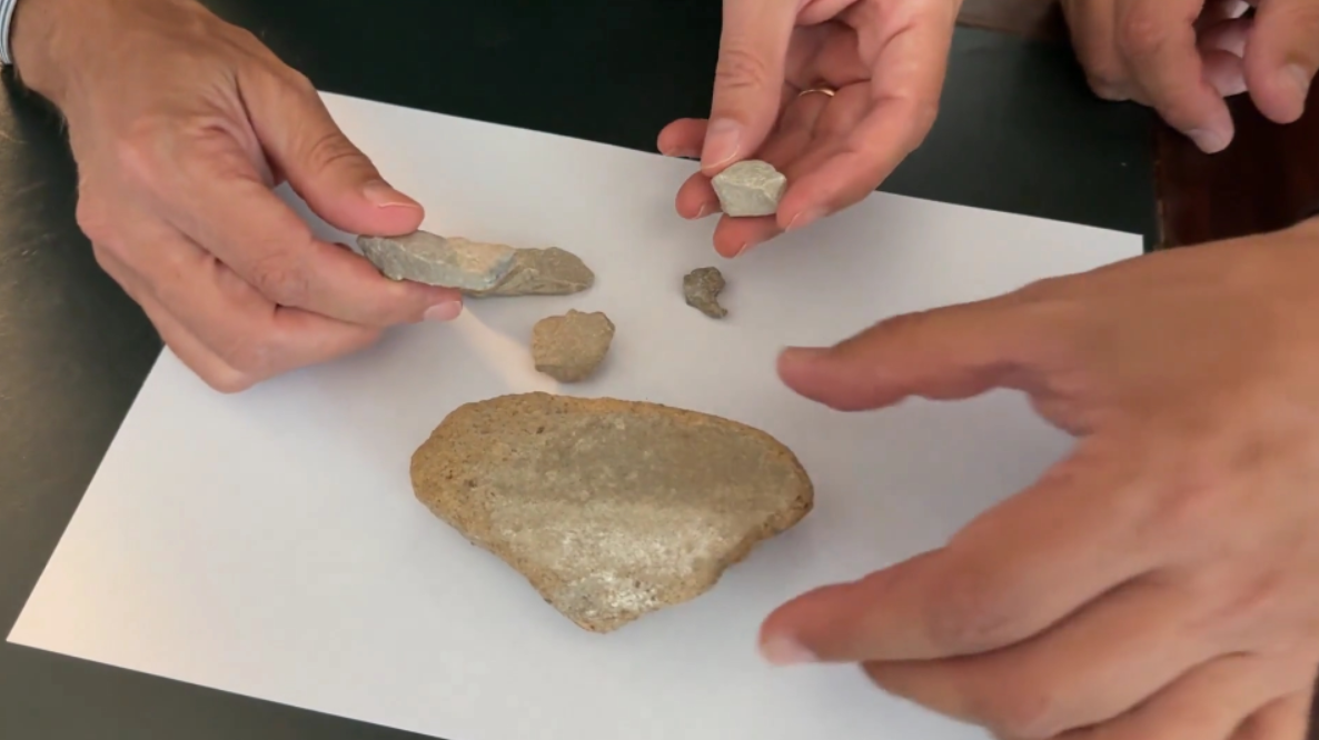 В Італії туриста оштрафували на 1500 євро за камінці - фото 1