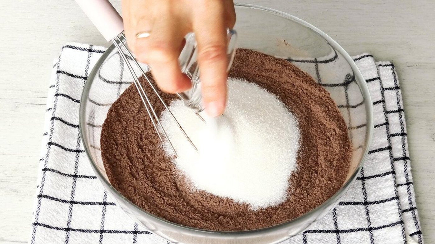 Quick chocolate cake - recipe