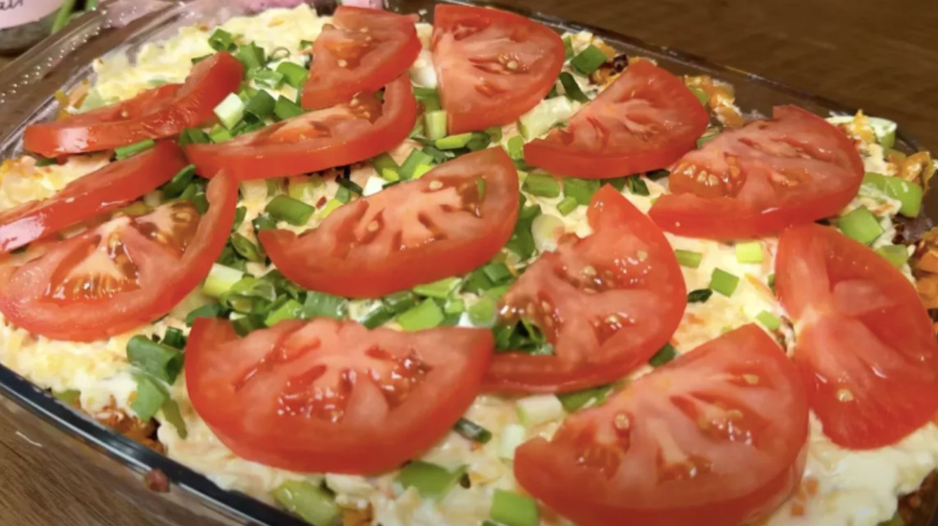 рецепт вечері з картоплею та фаршем в духовці