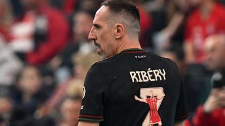 Легендарний футболіст згадується у файлах Епштейна — хто це - 285x160