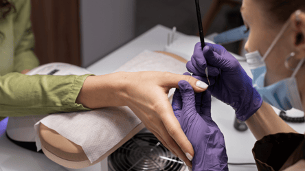 Нова техніка манікюру, що зміцнює нігті краще за гель - 285x160