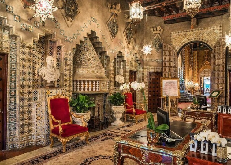 Символ влади і розкоші — який вигляд має будинок Дональда Трампа (фото) - фото 6