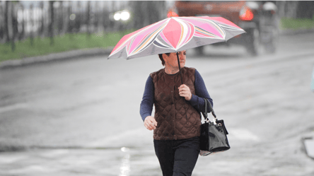 У понеділок в Україні очікуються дощі та холод — прогноз Діденко - 285x160