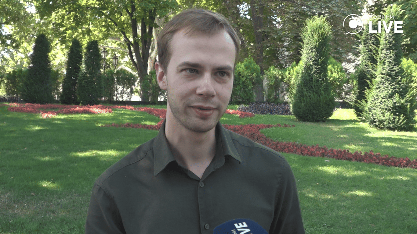 Політичний експерт про війну