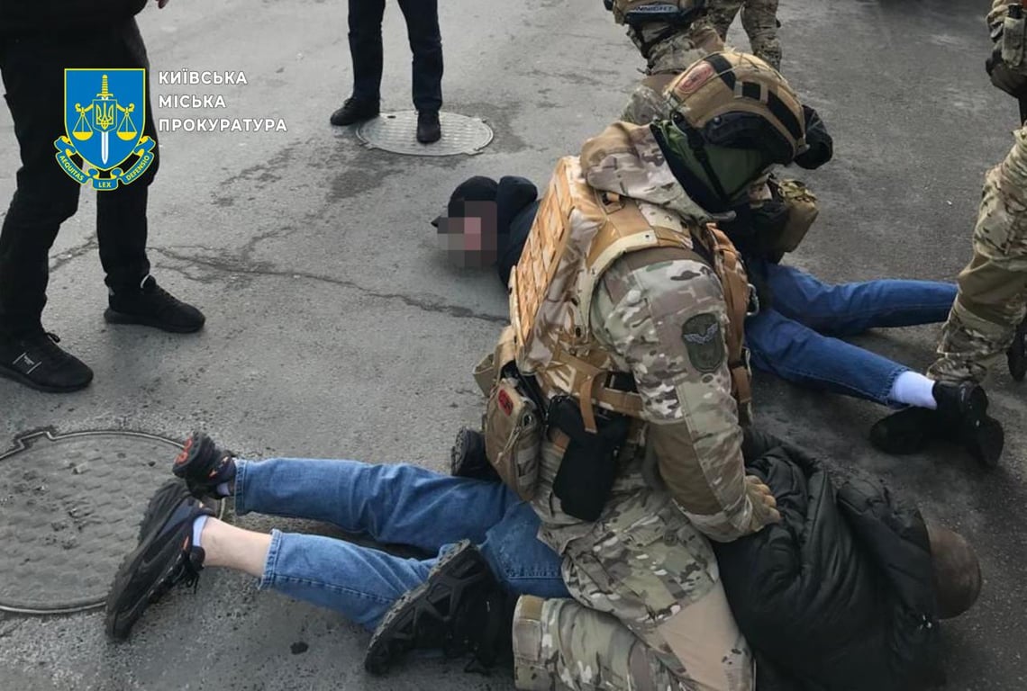 Затримання організатора схеми для ухилянтів