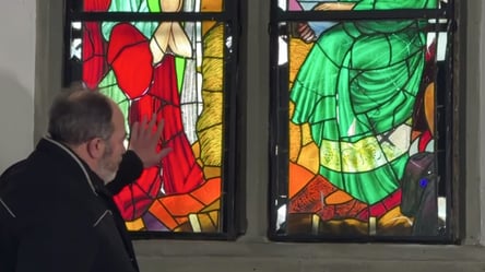 Во Львове российский дрон повредил витражи исторической церкви - 290x166