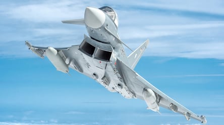 Польща підняла авіацію через російську атаку на Україну - 285x160