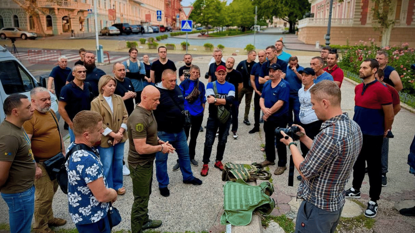 Коммунальщик Одессы отправились на донецкое направление