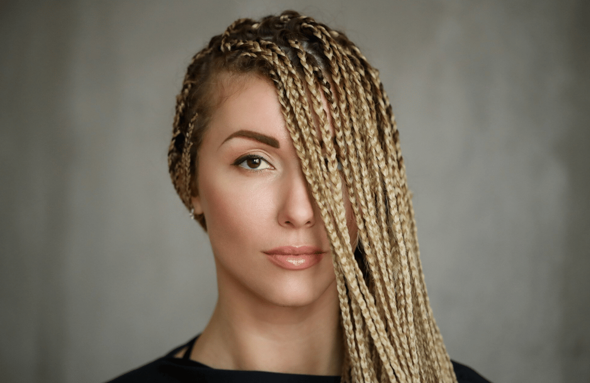 Леной вариант безупречной прически на утро