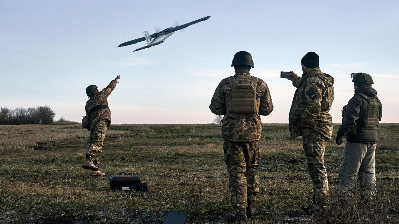 Битва дронів над Новою Каховкою — мер міста розповів про воєнну ситуацію в громаді