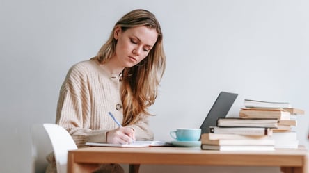 "Азов" обнародовал новую вакансию — ищут финансистов - 290x160