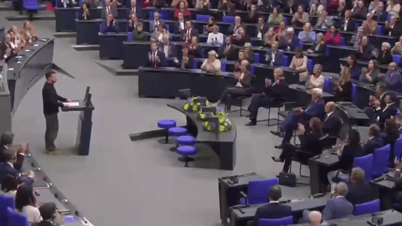 Зеленський виголосив промову в Бундестазі