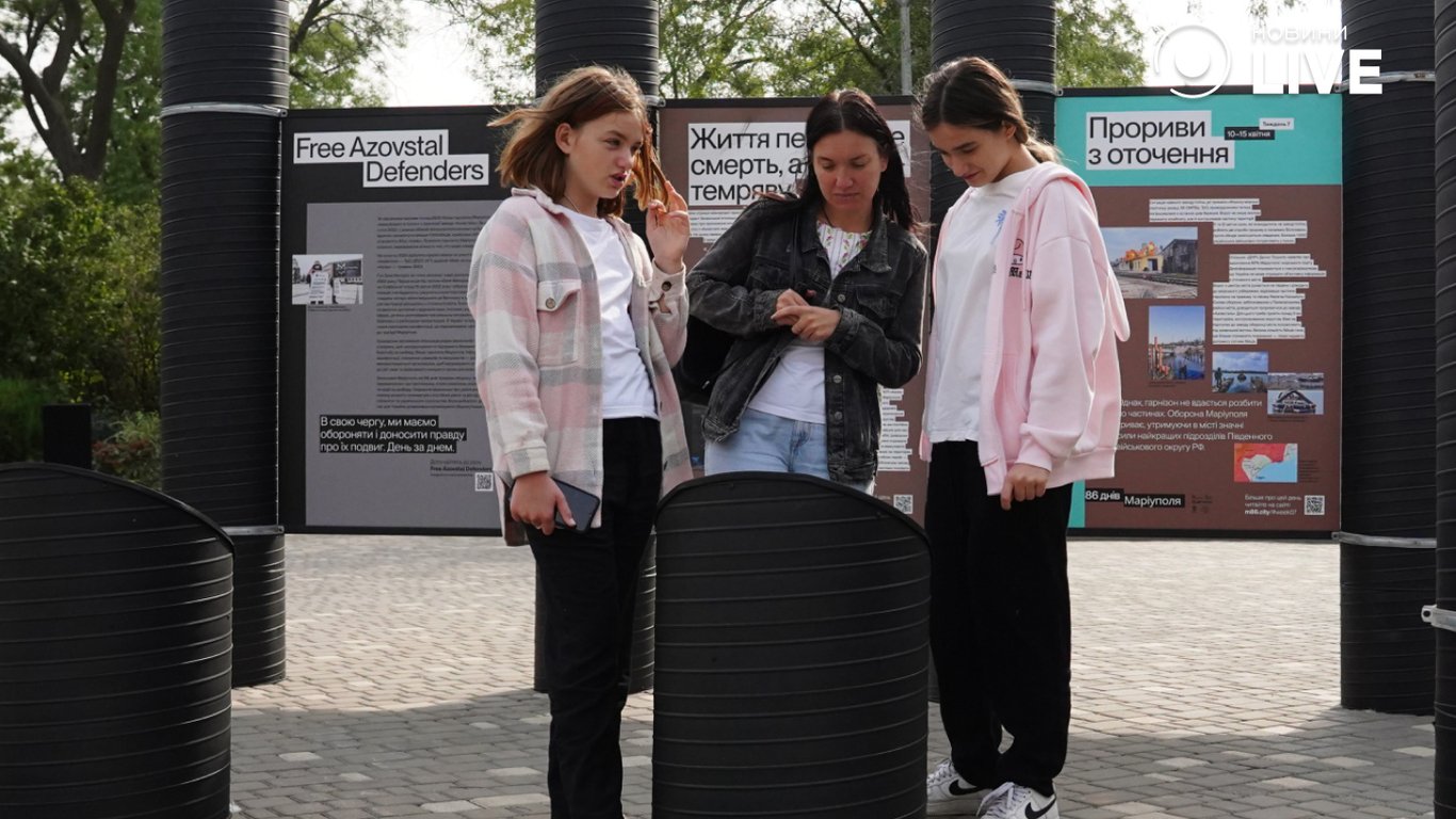 В Одессе открылась выставка, посвященная обороне Мариуполя