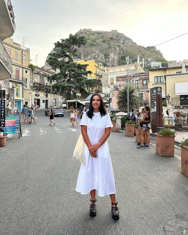 Джамала розповіла, що змусило її плакати під час райського відпочинку на Сицилії - фото 2