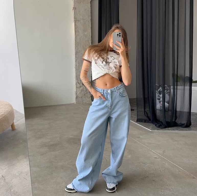 Stylish jeans for 2025