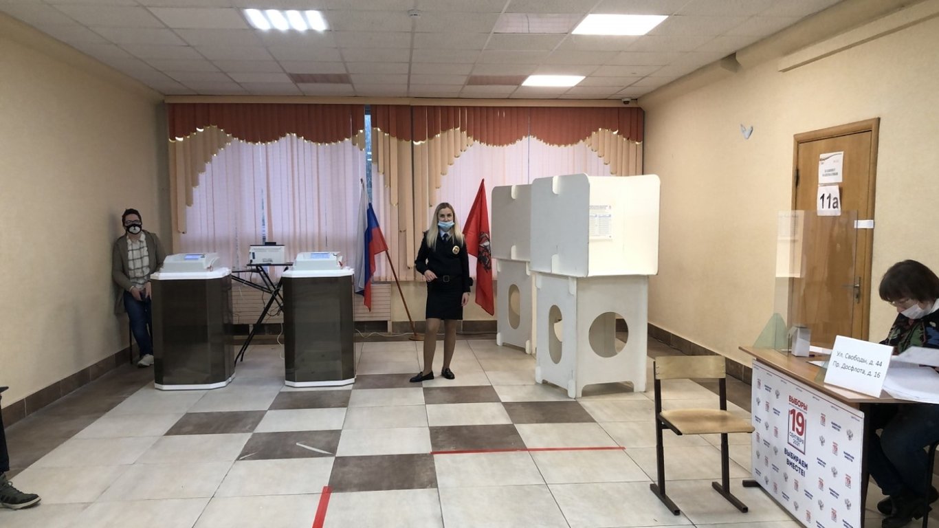 В Москве почти наполовину сокращают количество избирательных участков: зачем это Кремлю