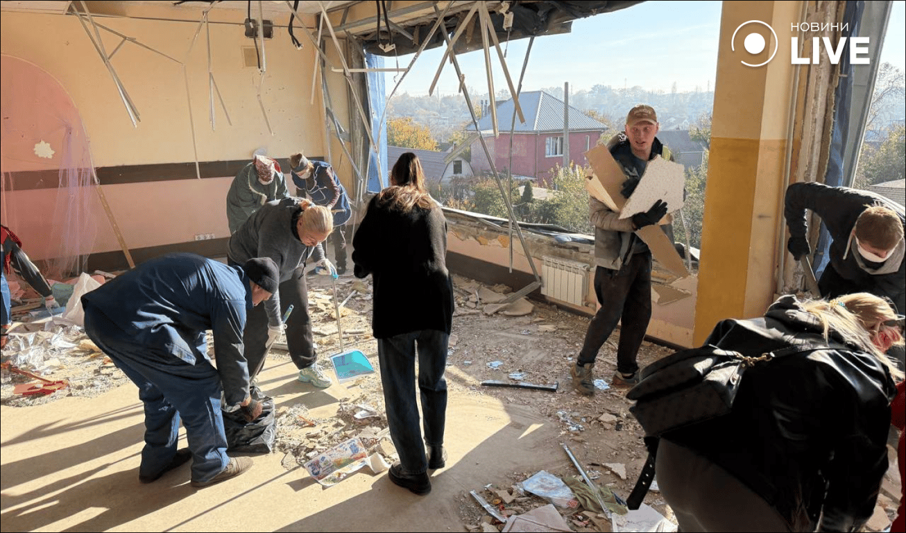 Знищені класи, немає вікон та дверей — удар по одеській школі - фото 1