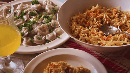 Салат с капустой на осень "Золотой" — готовится за 5 минут - 285x160