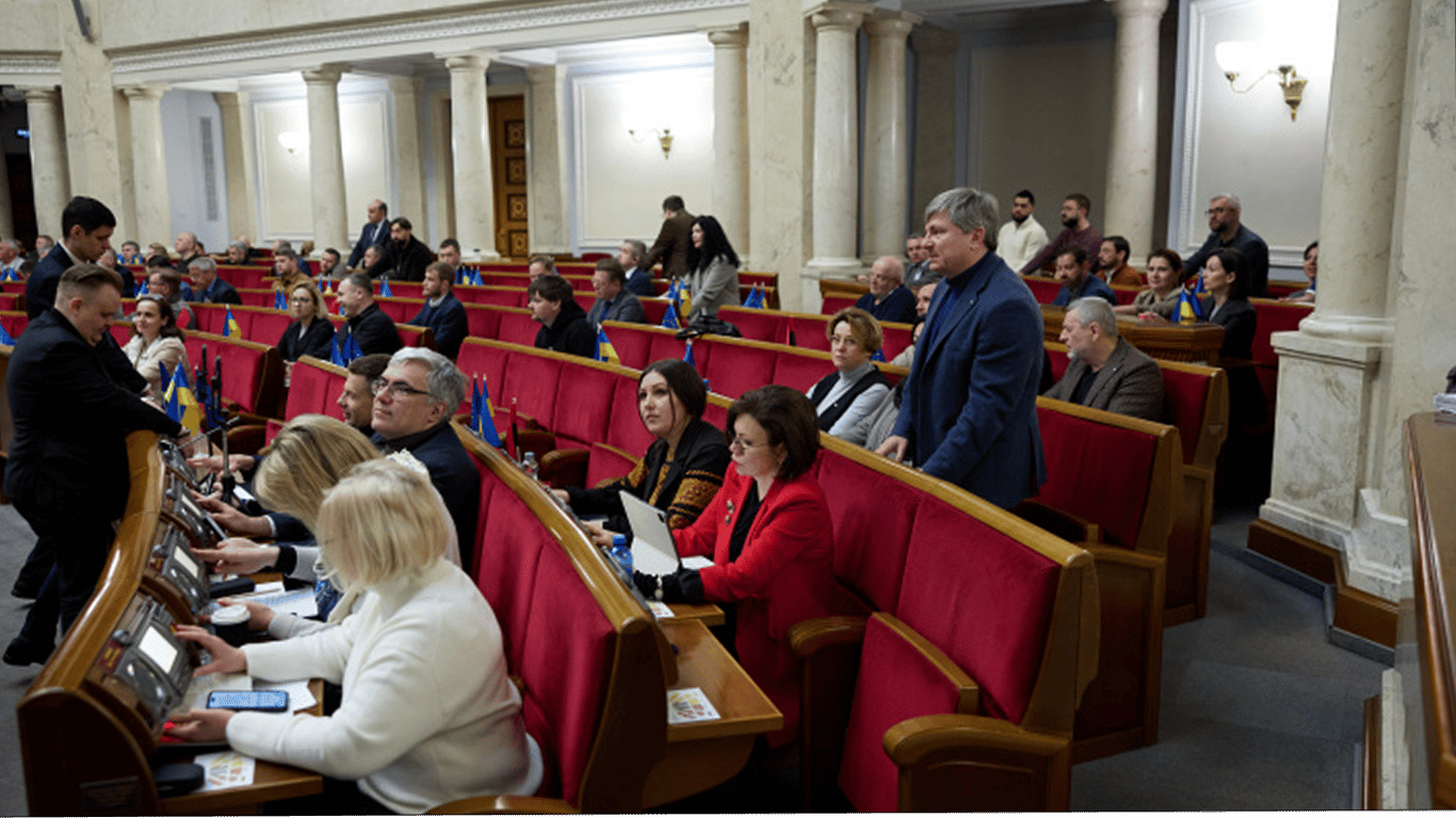 Рада обновила правила подтверждения стажа: закон