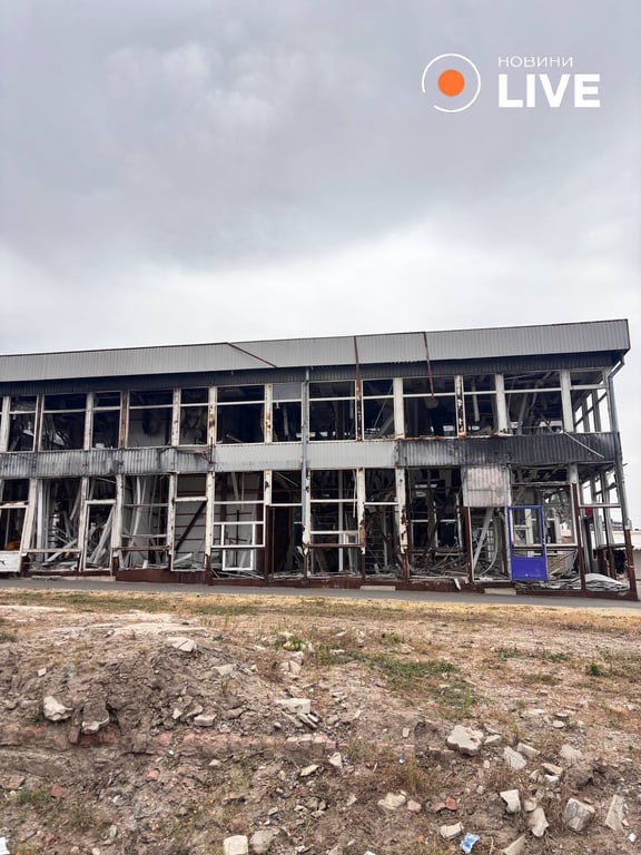 Окупанти РФ обстріляли ринок Барабашово — фото і відео наслідків - фото 2