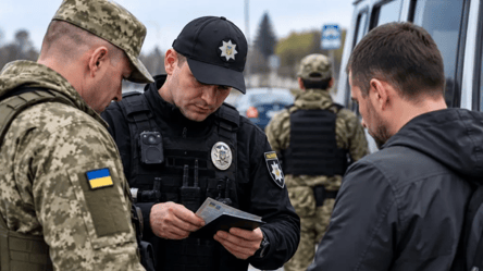 Суд зобов’язав ТЦК виключити жінку з військового обліку після зміни статі - 290x160