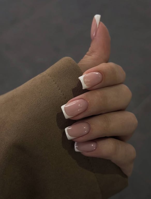 Як зробити френч, що завжди в моді