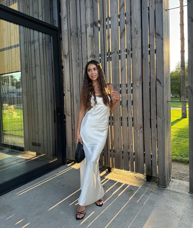 Наречена Костянтина Вівчаренко