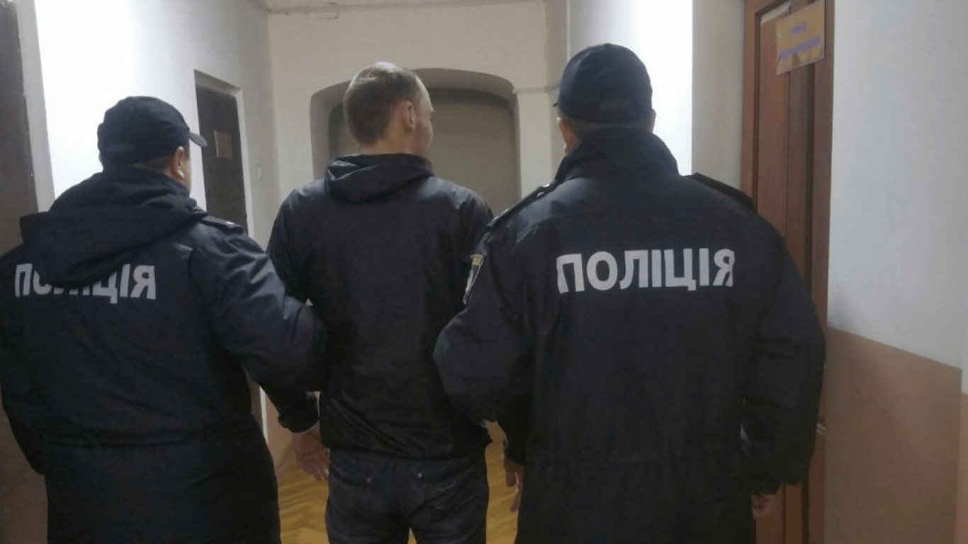 В Сумской области полицейские похитили и избивали мужчину, чтобы он признался в краже, — СМИ