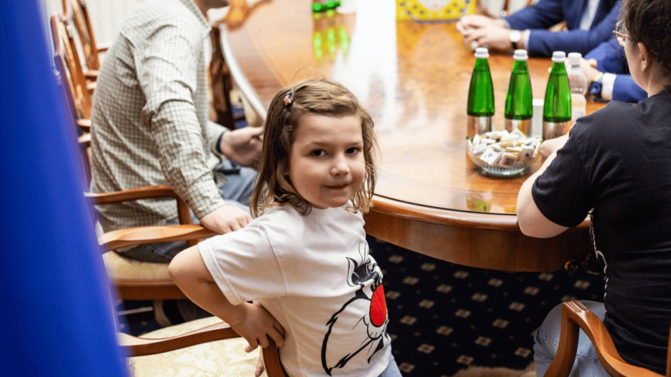 В Украину вернули еще одного ребенка, похищенного россиянами