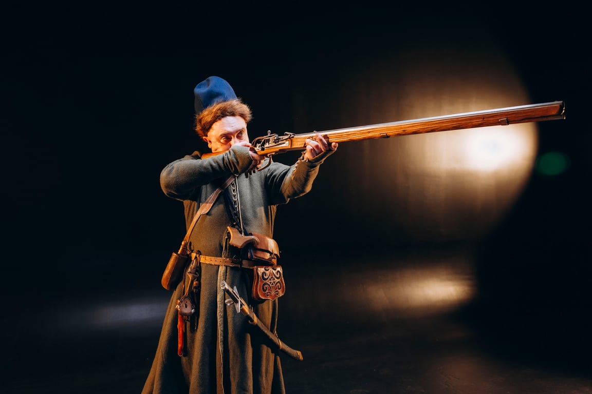 Музей історії міста Києва презентував виставку до другої річниці деокупації Київщини - фото 5