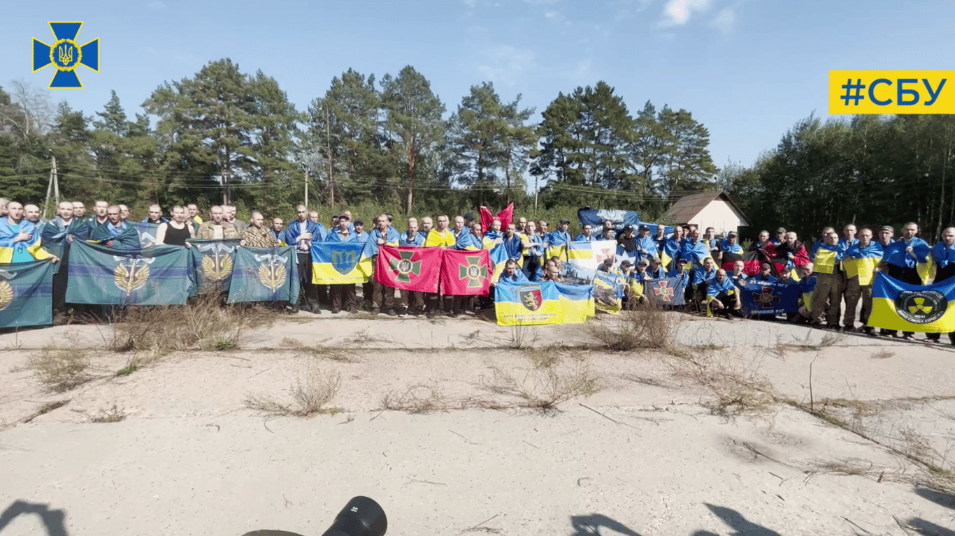 Сьогоднішній обмін полоненими - в СБУ оприлюднили відео повернення воїнів