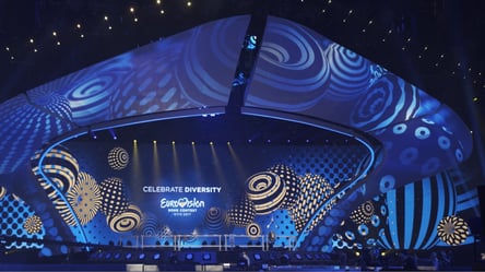 Креативна нація: якими були сцени конкурсу "Євробачення" в Києві у 2005 та 2017 роках - 285x160