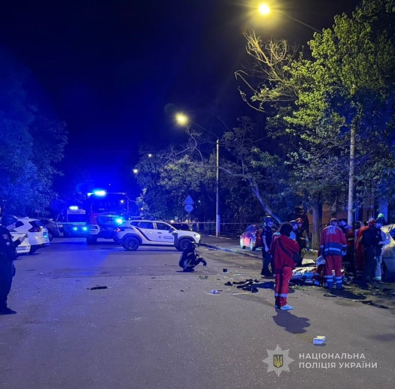 Місце вибуху авто в Одесі